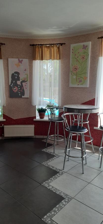 Inn Alibi Khorodelets Экстерьер фото