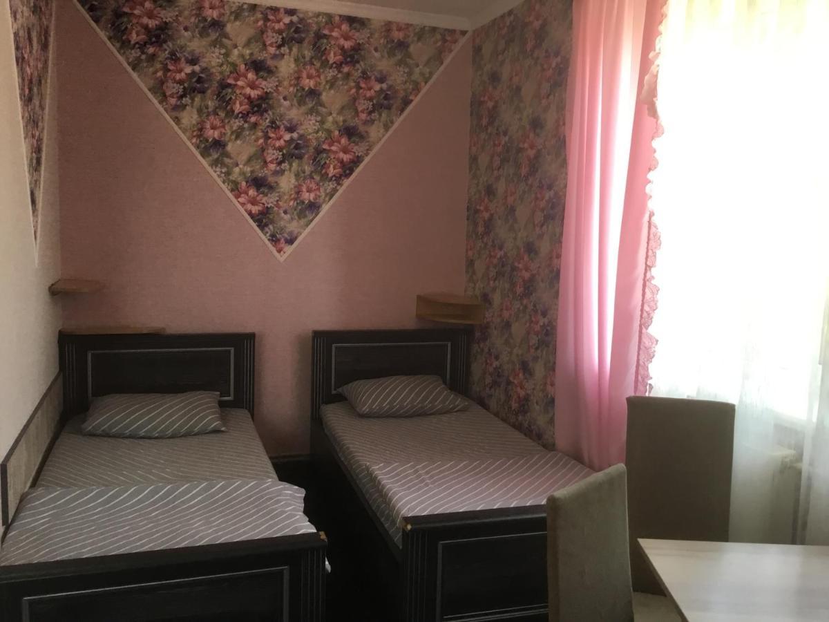 Inn Alibi Khorodelets Экстерьер фото